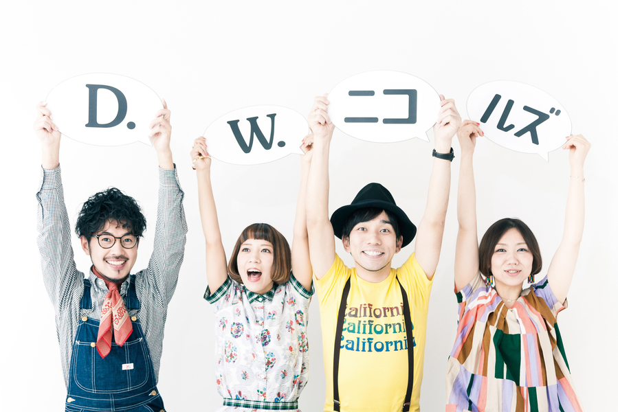 LIVEHOLIC presents "PEACEFUL DAYS"